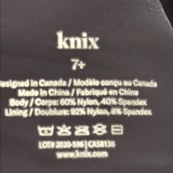Knix Padded V-Neck Evolution Bra, Size 7+ Black. Padded - Picture 4 of 4